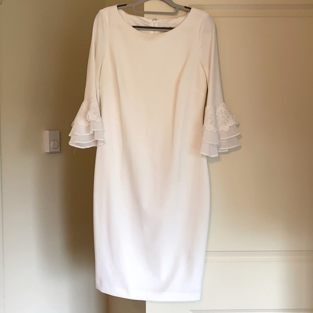 Calvin Klein - Picture 3 of 5